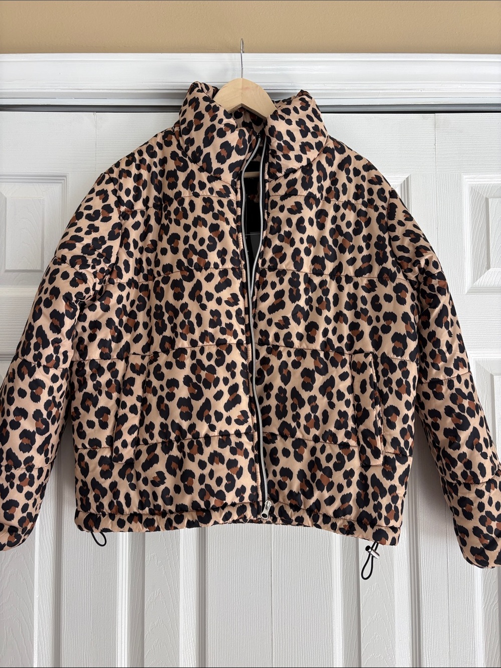 Me Jane Leopard Print Puffer Jacket in Tan and Black NWT